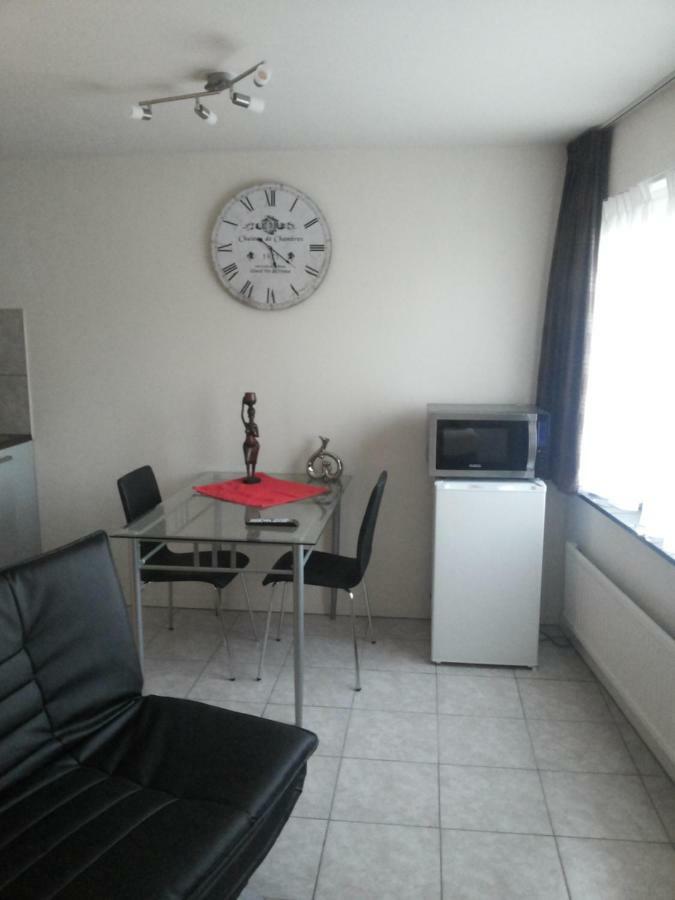 Apartment + Studios Insulinde Tilburg Luaran gambar
