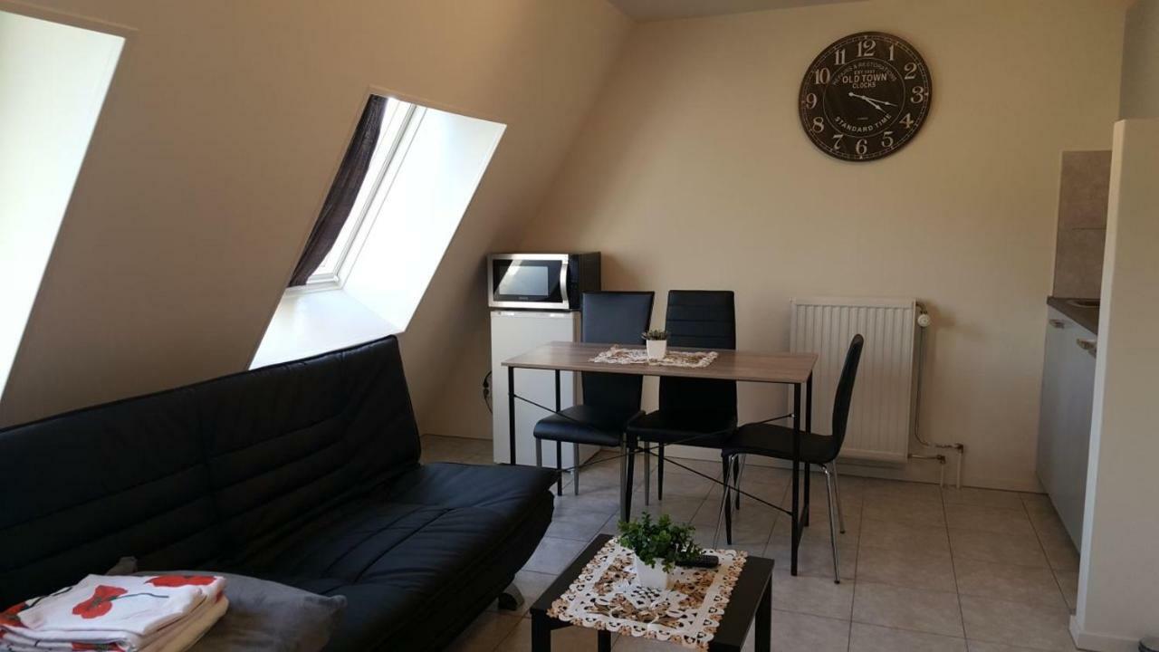 Apartment + Studios Insulinde Tilburg Luaran gambar