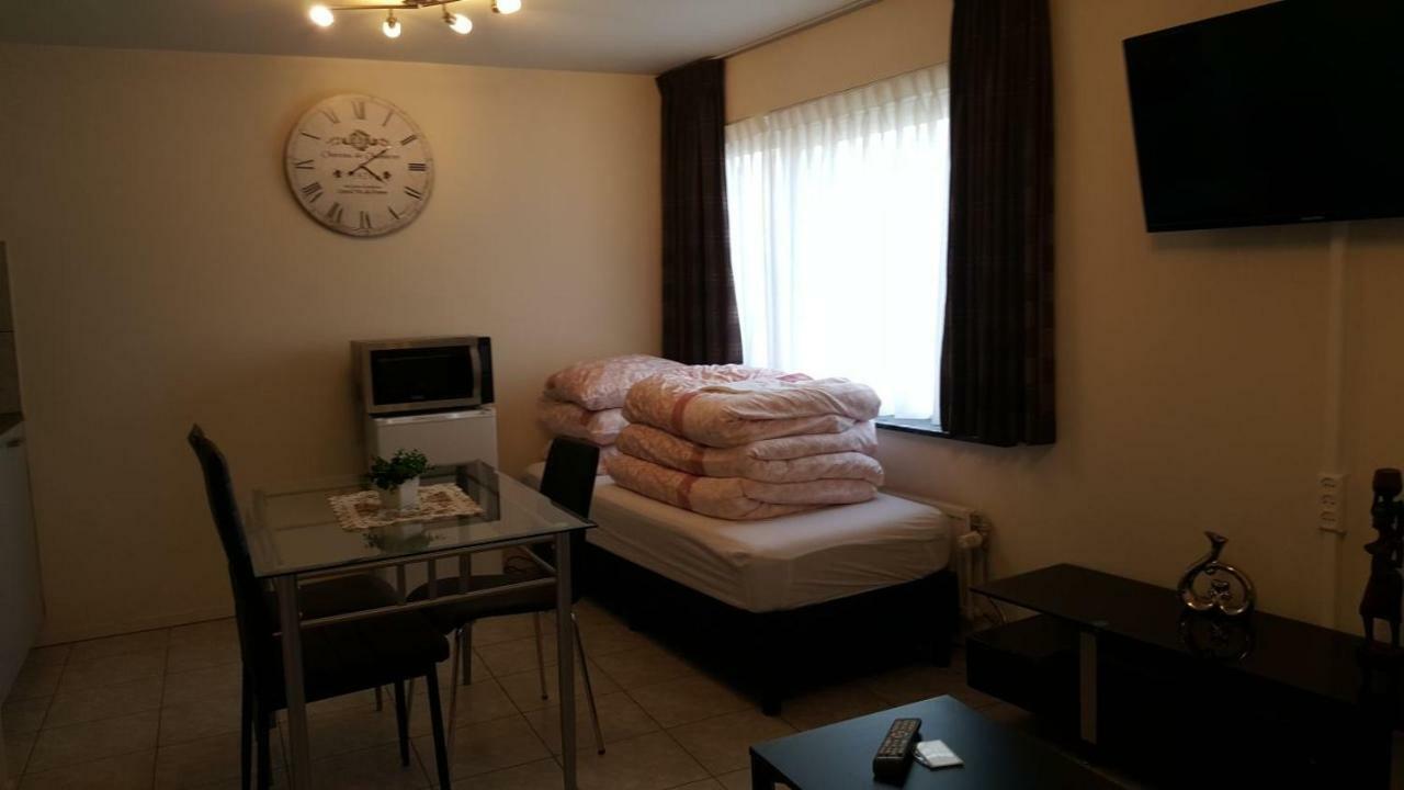 Apartment + Studios Insulinde Tilburg Luaran gambar